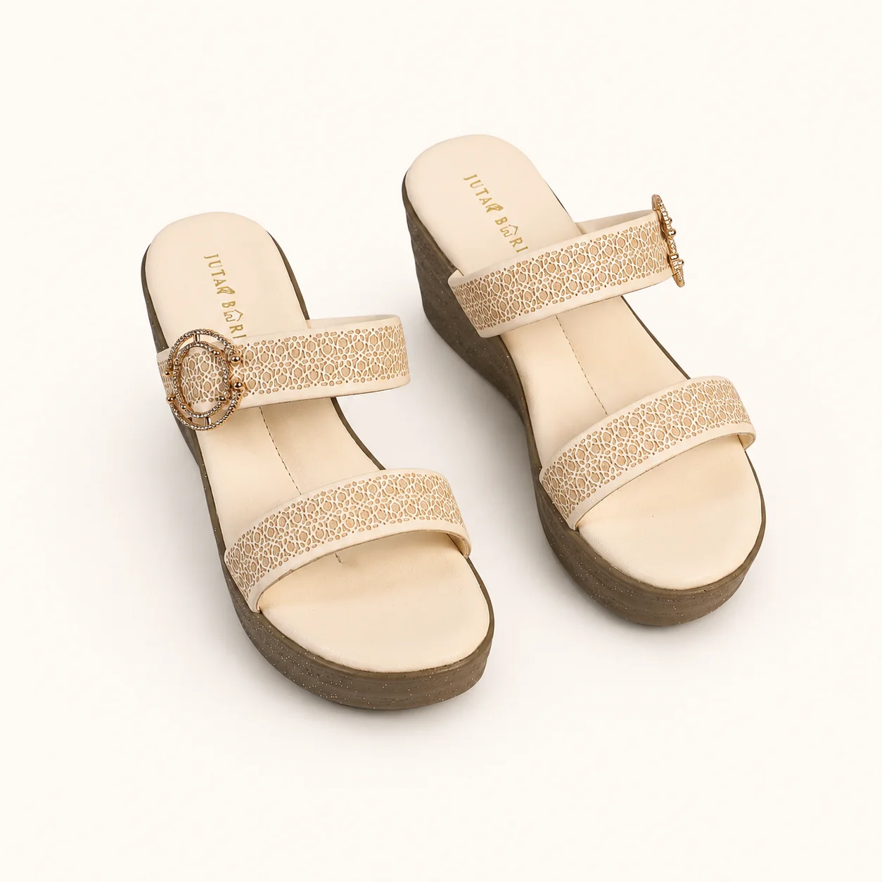 WEDGE SANDALS WITH GOLD RING DETAIL